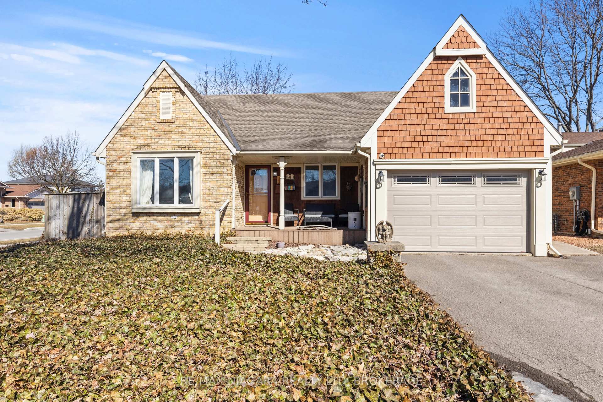 Photo 1 of 4 Cedarvale Crescent, Welland, N. Welland — HOMEH