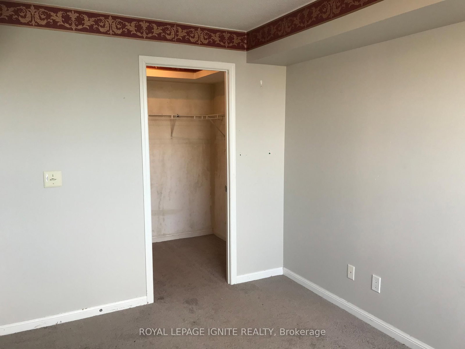 Photo 8 of Unit 602, 4 Elsinore Path, Etobicoke, New Toronto — HOMEH
