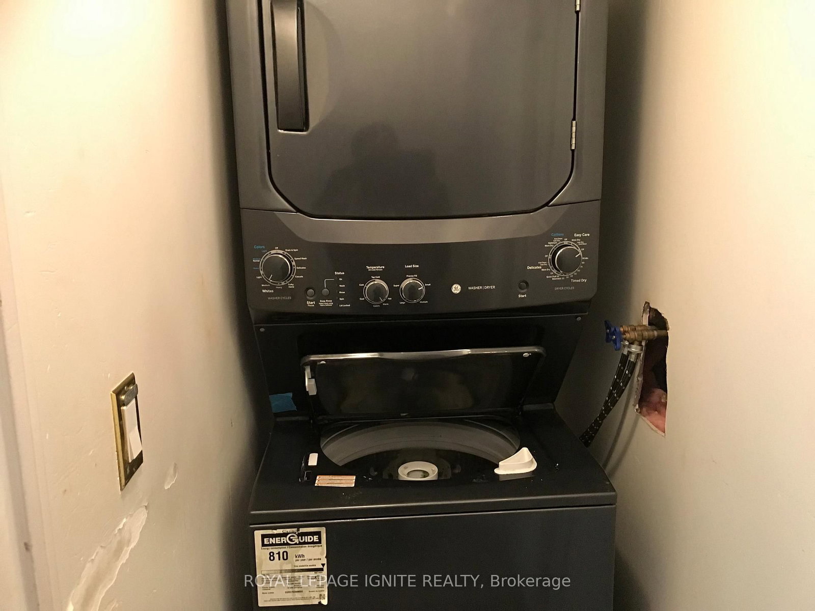 Photo 7 of Unit 602, 4 Elsinore Path, Etobicoke, New Toronto — HOMEH