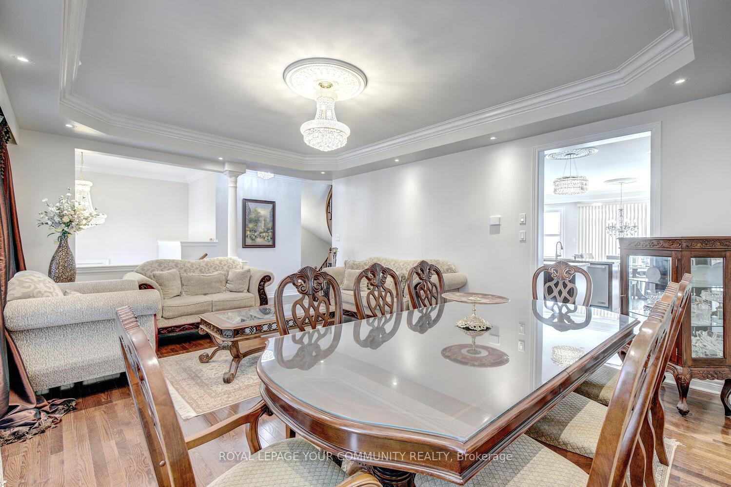 Photo 11 of Unit 1st&2nd, 110 Muret Crescent, Vaughan, Patterson — HOMEH