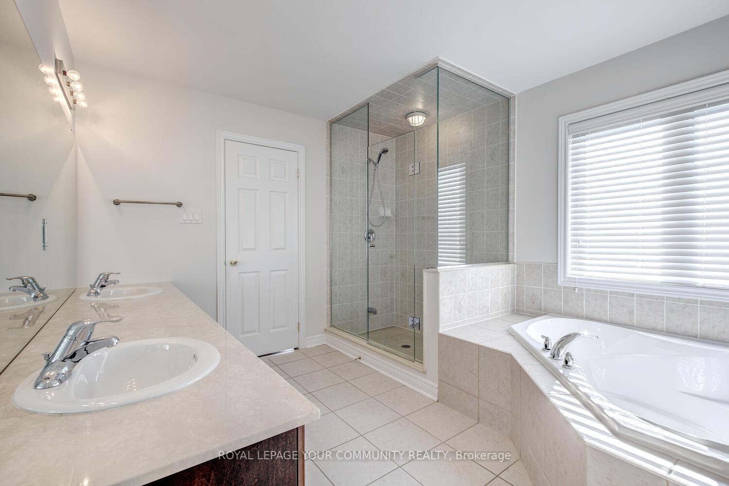 Photo 22 of Unit 1st&2nd, 110 Muret Crescent, Vaughan, Patterson — HOMEH