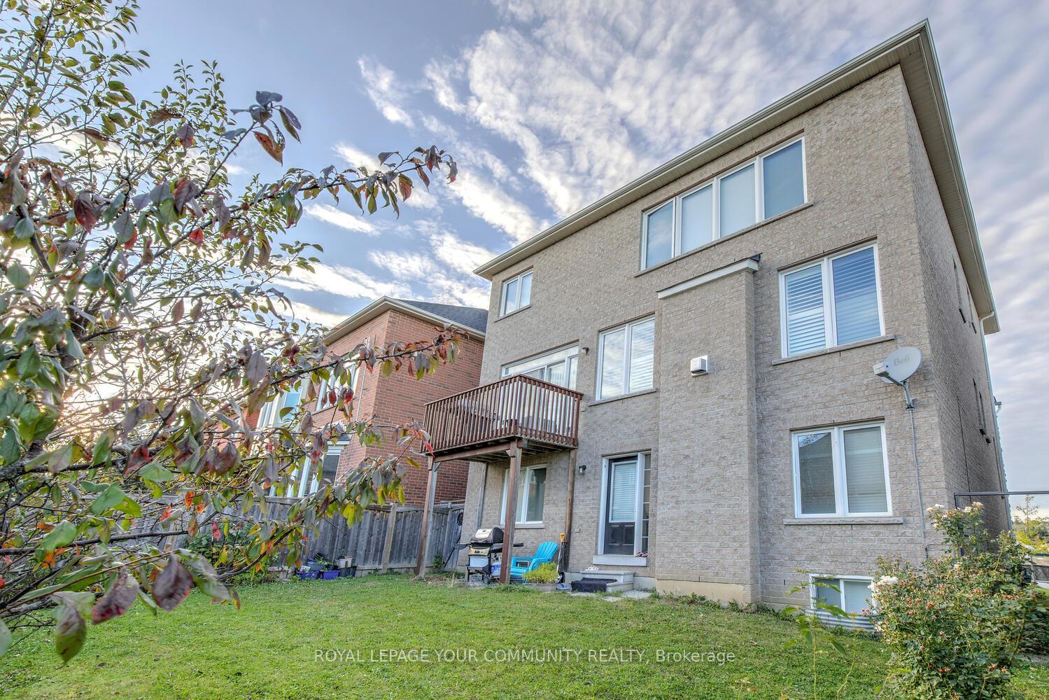 Photo 28 of Unit 1st&2nd, 110 Muret Crescent, Vaughan, Patterson — HOMEH