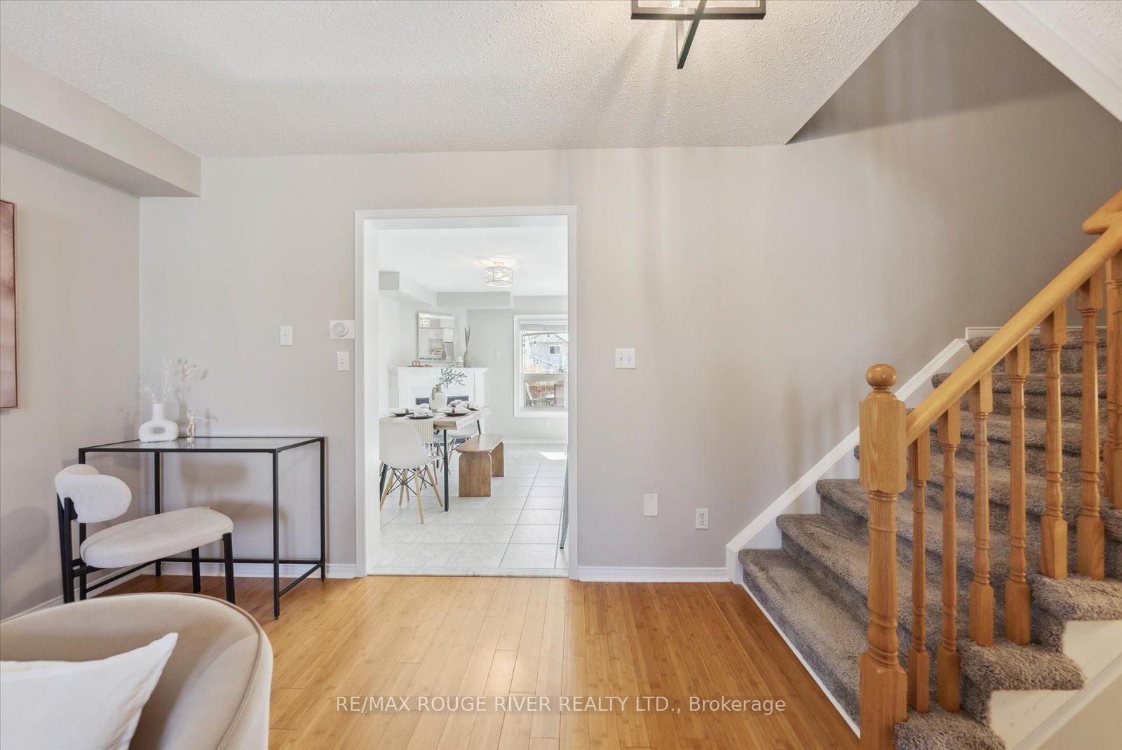 Photo 11 of 191 Carnwith Drive E, Whitby, Brooklin — HOMEH
