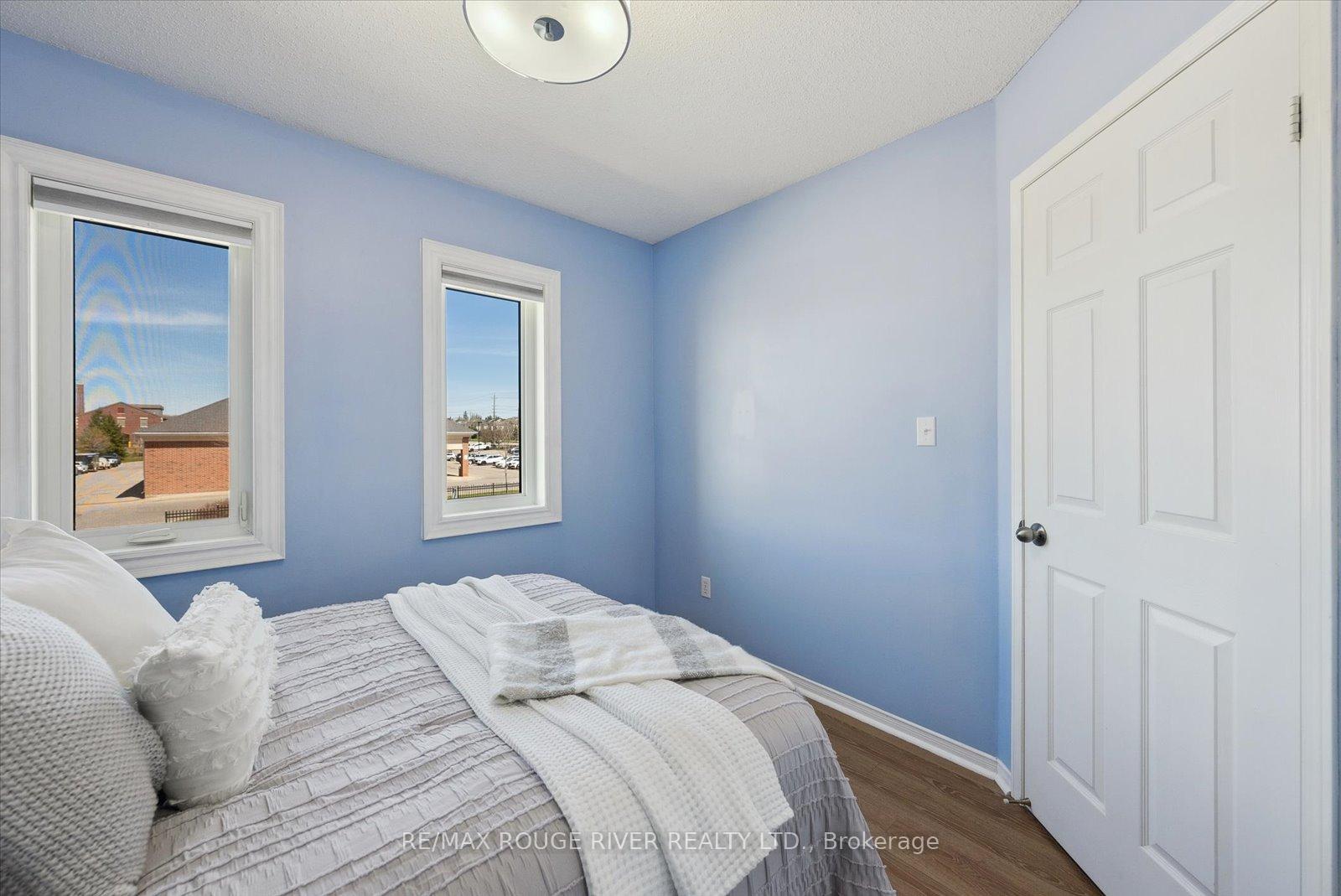 Photo 27 of 191 Carnwith Drive E, Whitby, Brooklin — HOMEH