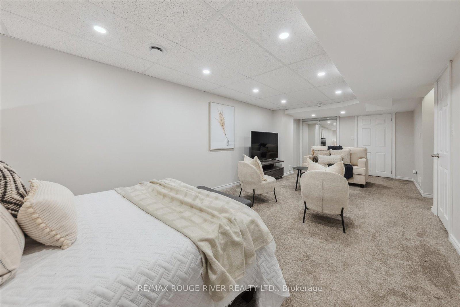 Photo 34 of 191 Carnwith Drive E, Whitby, Brooklin — HOMEH