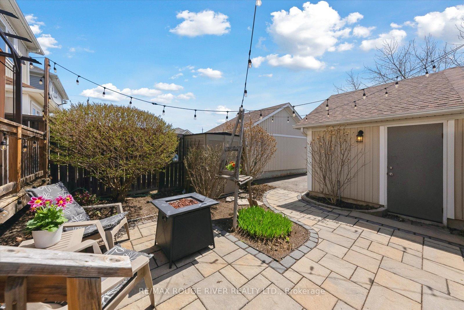 Photo 41 of 191 Carnwith Drive E, Whitby, Brooklin — HOMEH