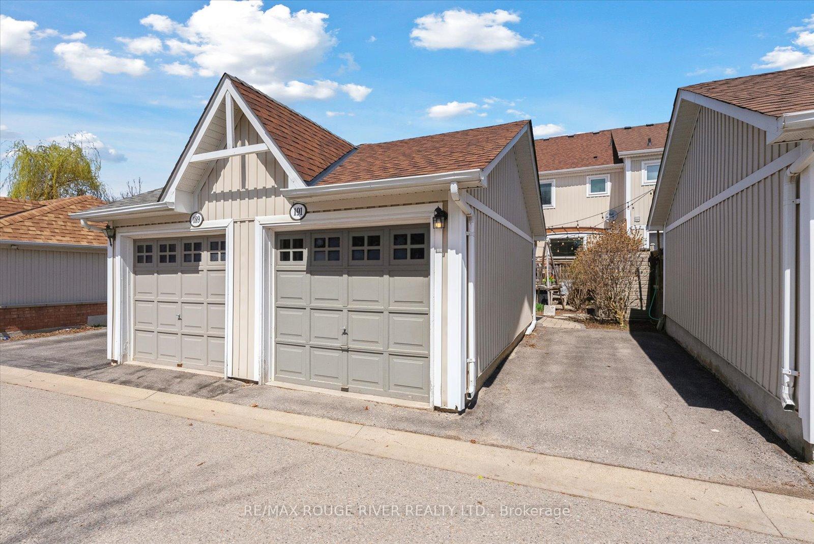 Photo 46 of 191 Carnwith Drive E, Whitby, Brooklin — HOMEH