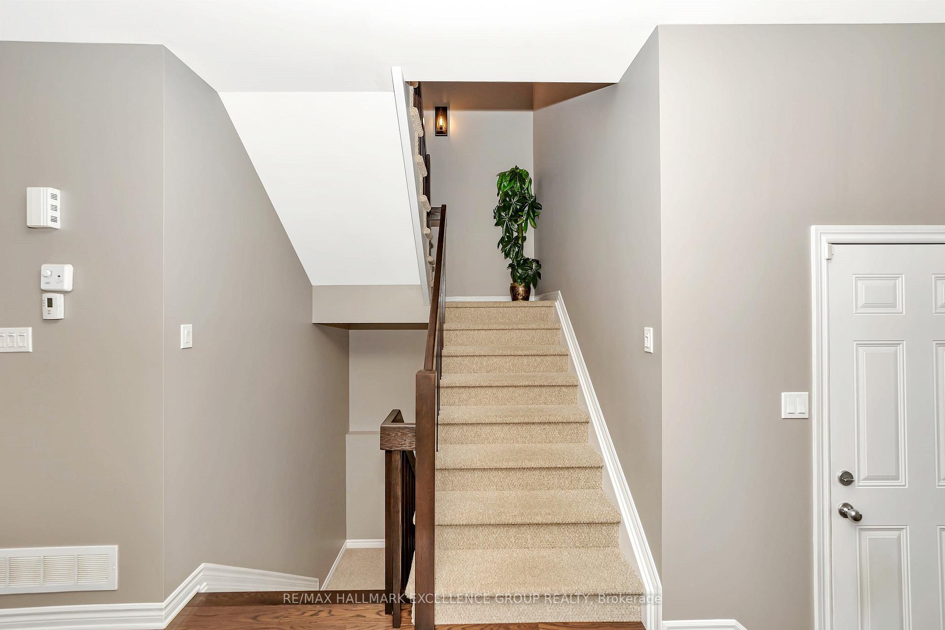 Photo 14 of 2282 Descartes Street, Ottawa, Notting Hill/Summerside — HOMEH