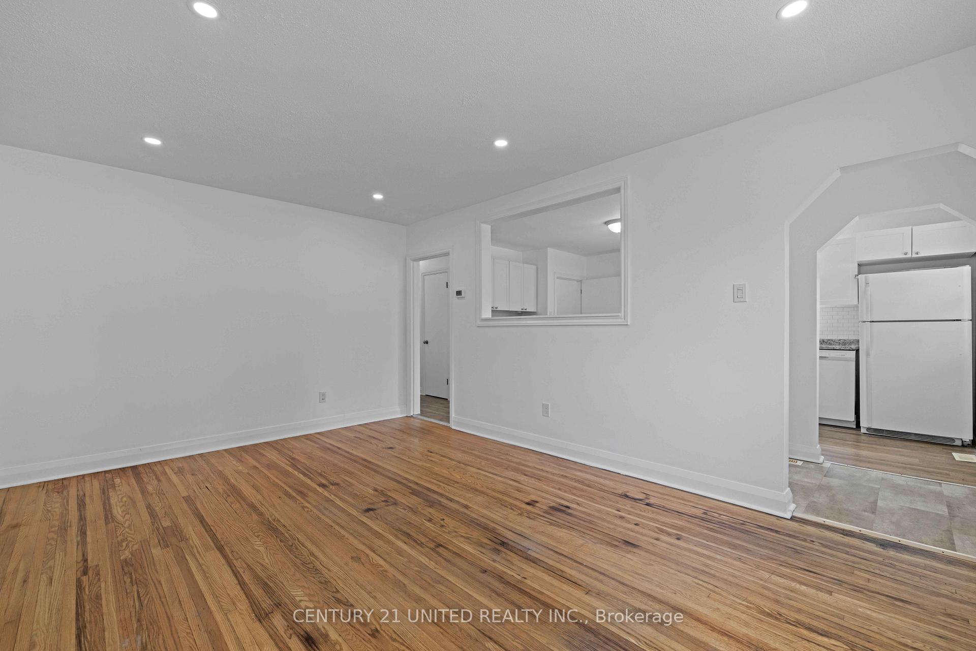 Photo 8 of 185 Dumble Avenue, Peterborough, Northcrest Ward 5 — HOMEH