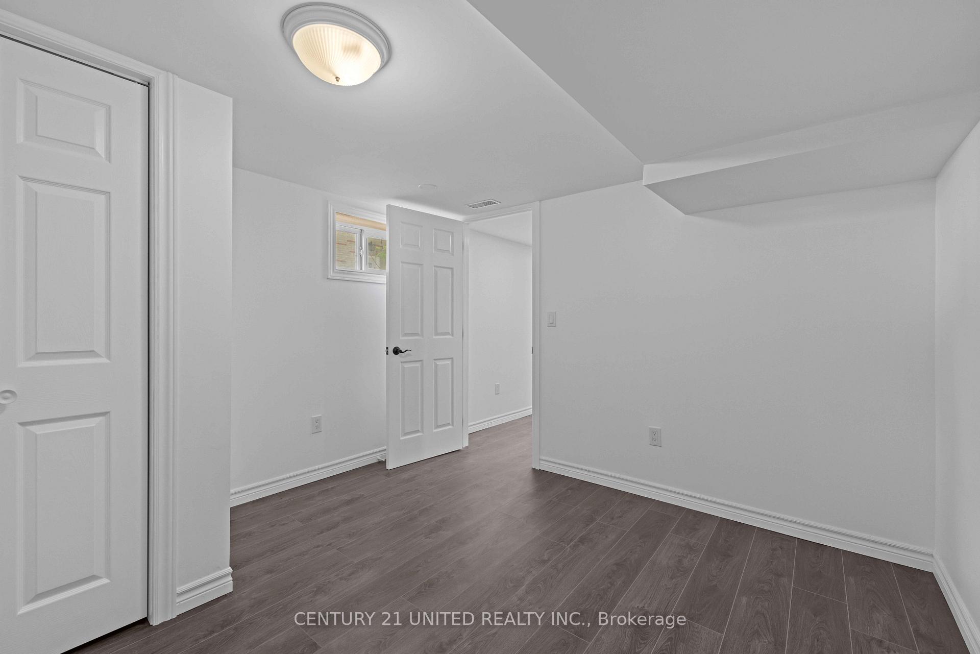 Photo 24 of 185 Dumble Avenue, Peterborough, Northcrest Ward 5 — HOMEH