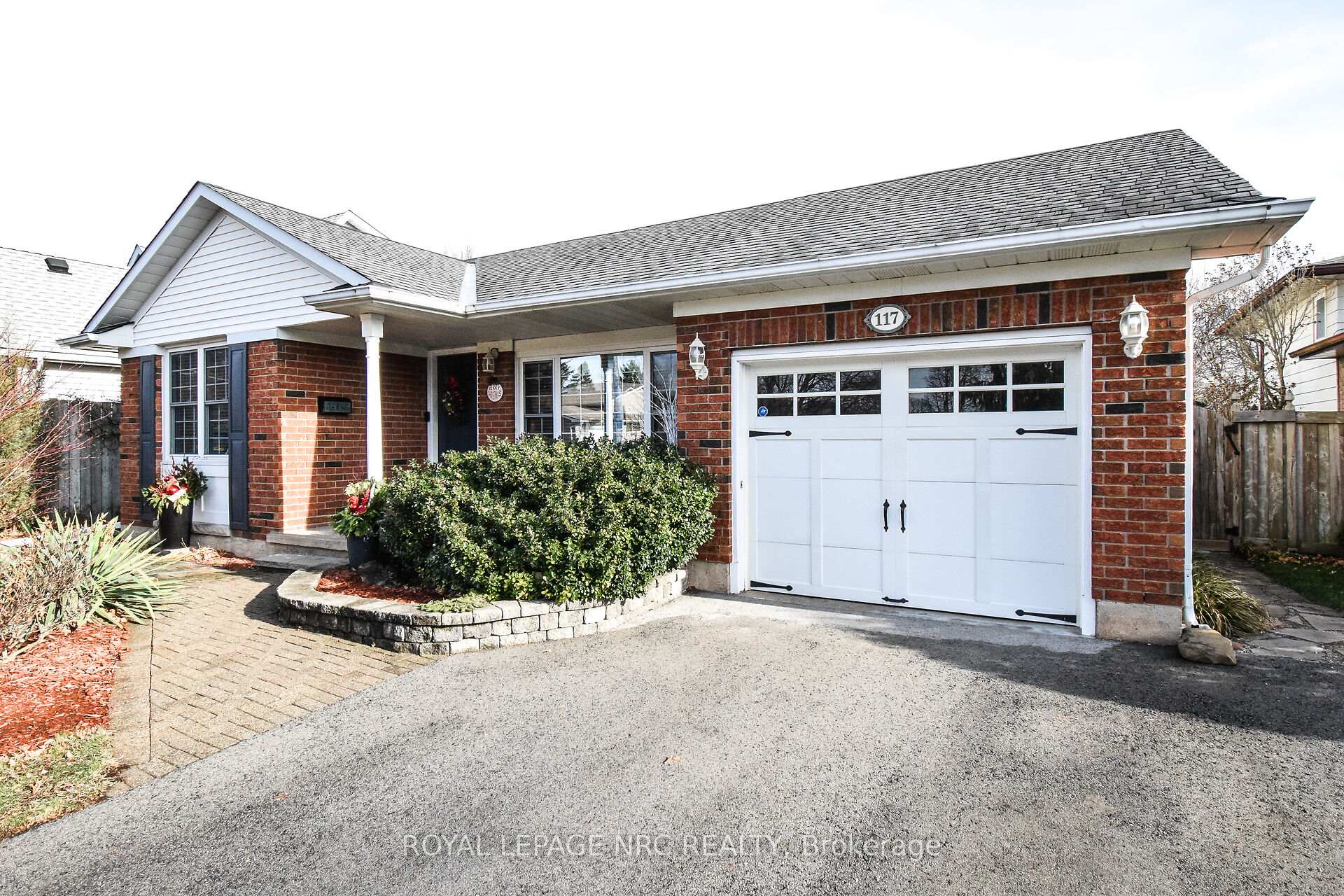 Photo 1 of 117 Page Drive, Welland, N. Welland — HOMEH