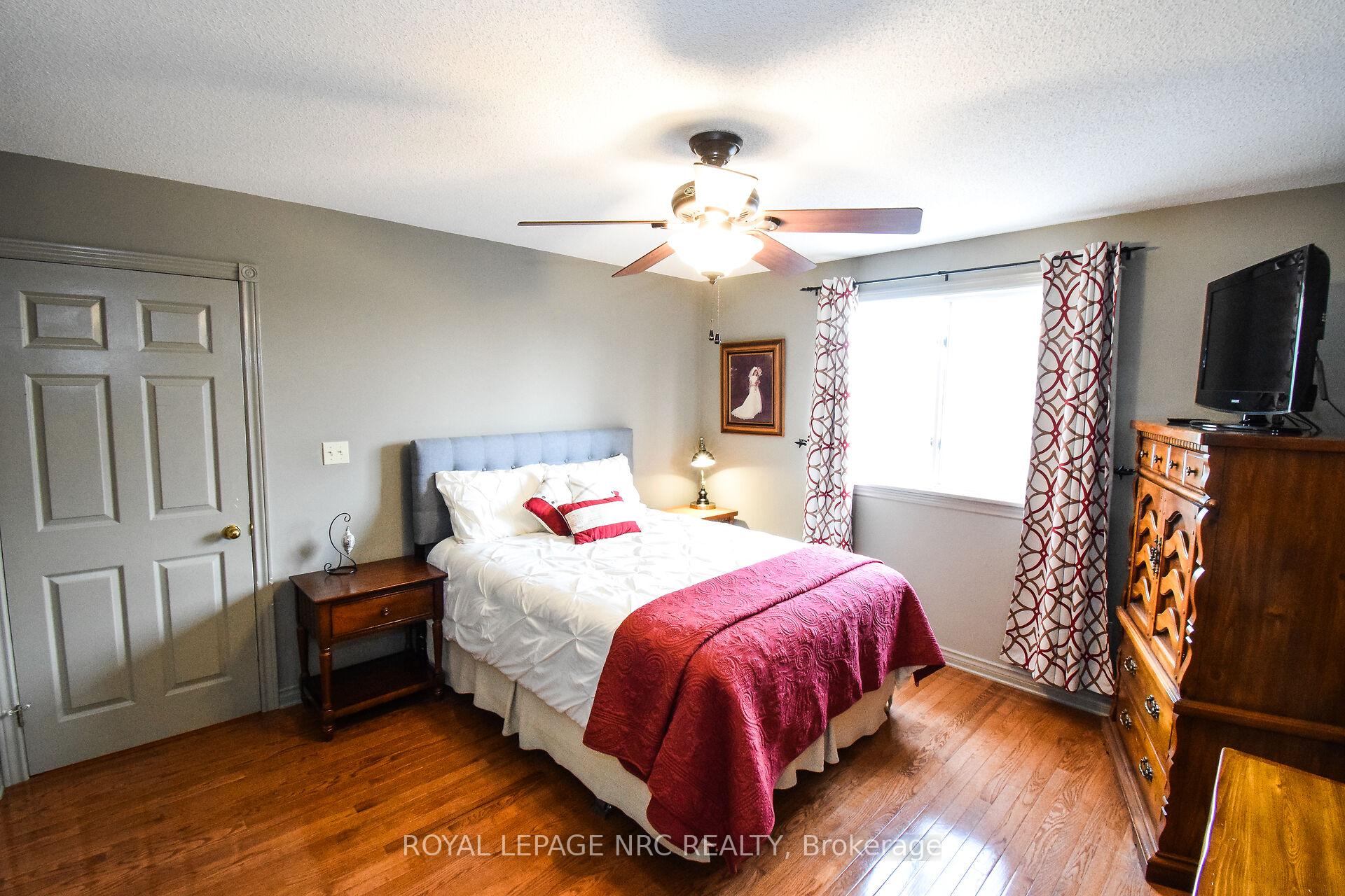Photo 20 of 117 Page Drive, Welland, N. Welland — HOMEH