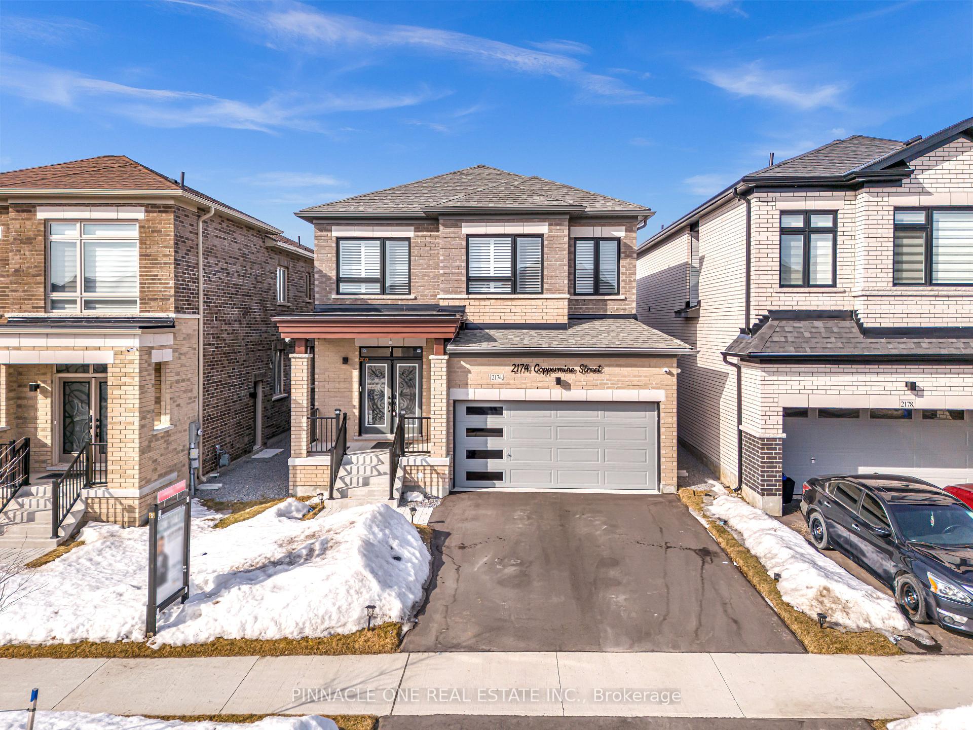 Front of 2174 Coppermine Street