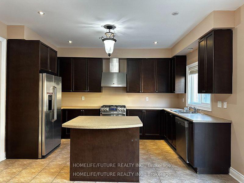 Photo 8 of 1714 Esterbrook Drive, Oshawa, Taunton — HOMEH
