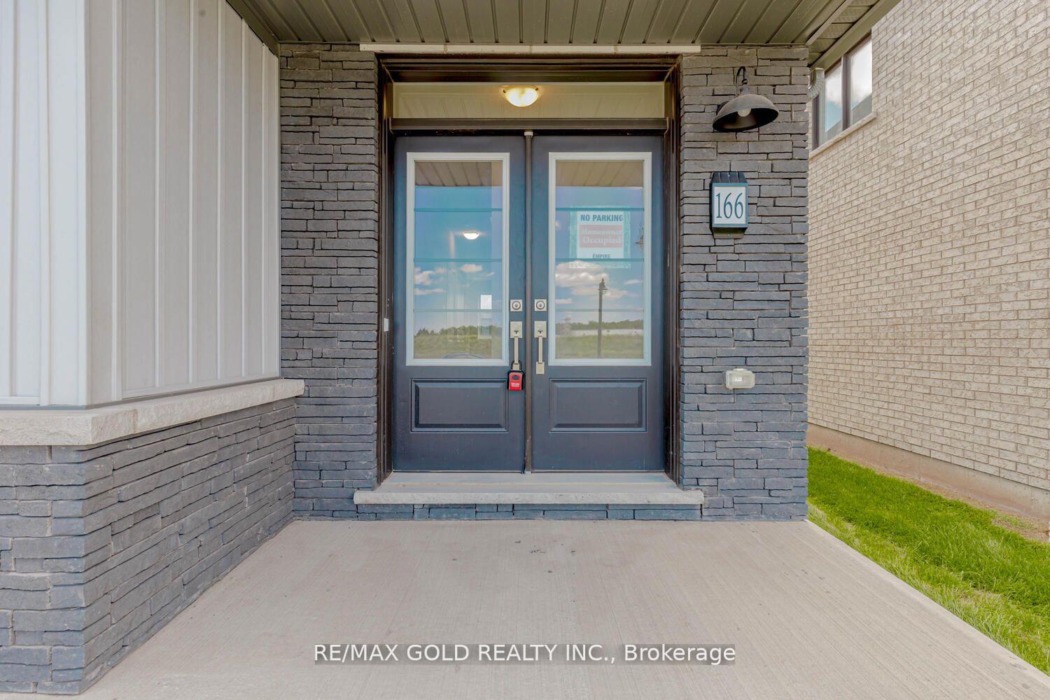 Photo 4 of 166 Eastbridge Avenue, Welland, Dain City — HOMEH