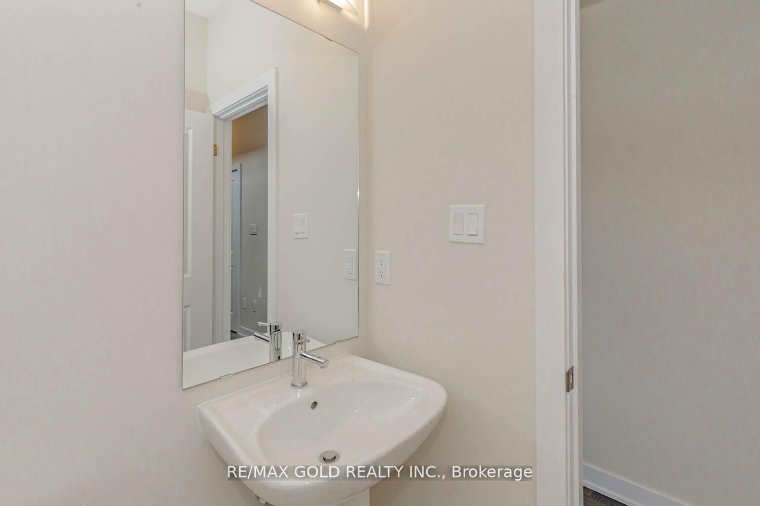 Photo 19 of 166 Eastbridge Avenue, Welland, Dain City — HOMEH