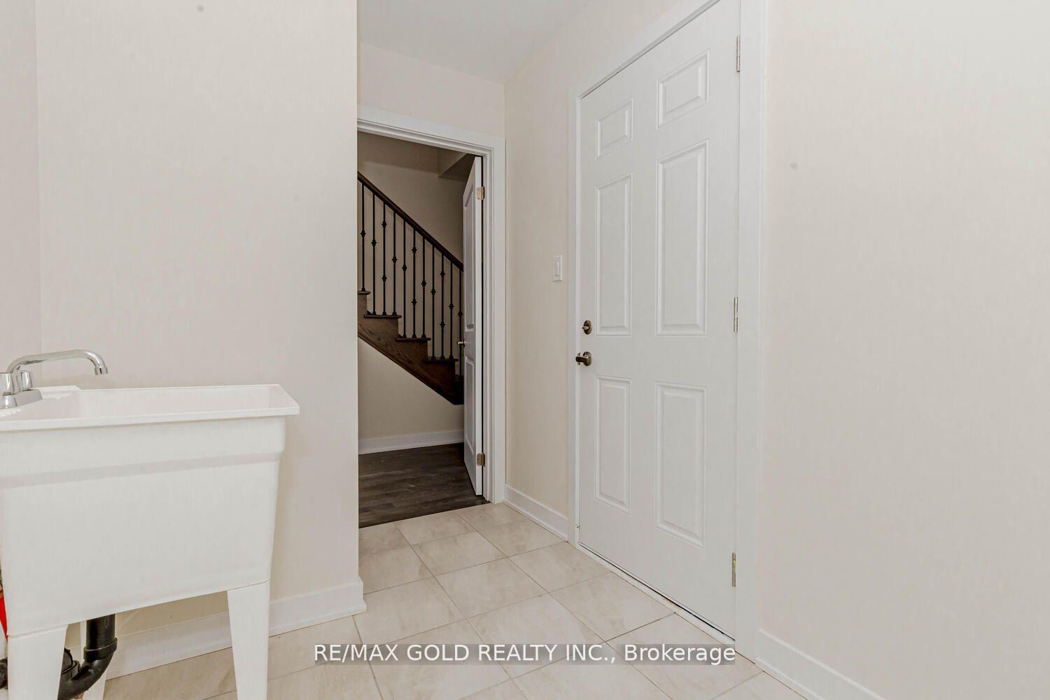 Photo 20 of 166 Eastbridge Avenue, Welland, Dain City — HOMEH