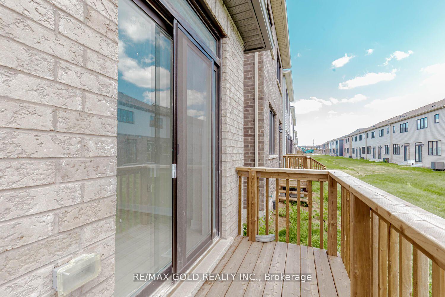 Photo 40 of 166 Eastbridge Avenue, Welland, Dain City — HOMEH