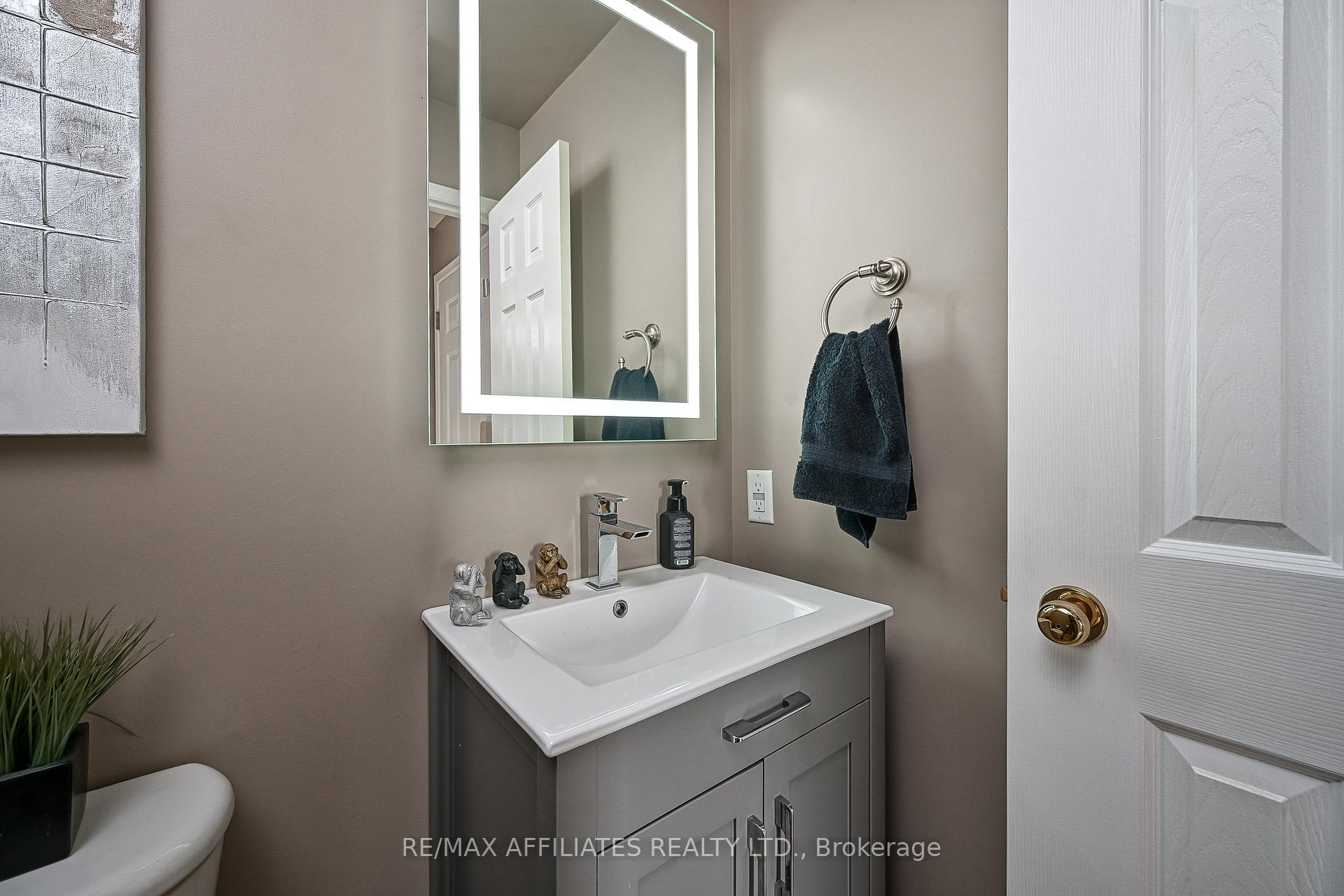 Photo 3 of 673 Aquaview Drive, Ottawa, Avalon East — HOMEH