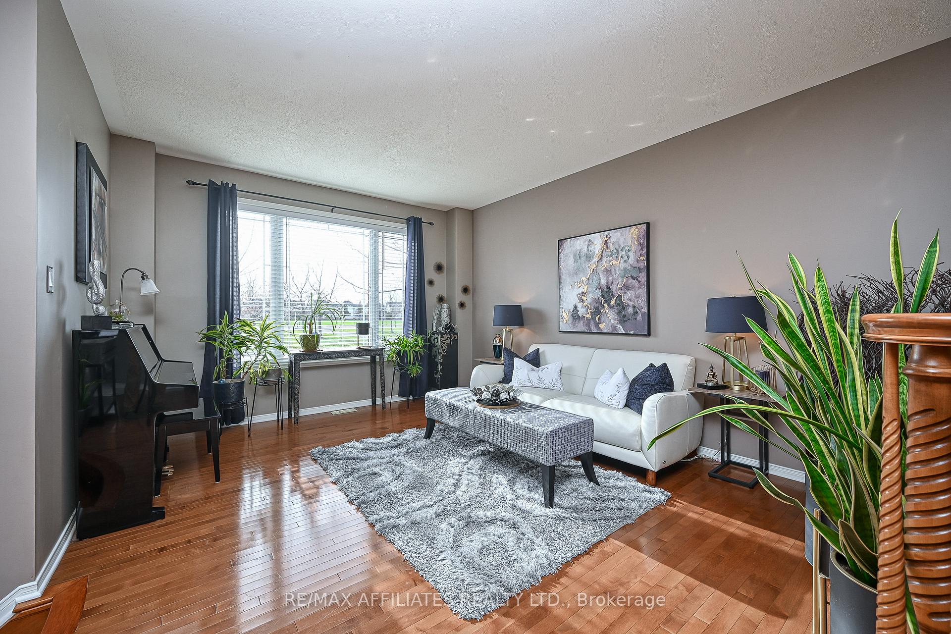Photo 5 of 673 Aquaview Drive, Ottawa, Avalon East — HOMEH