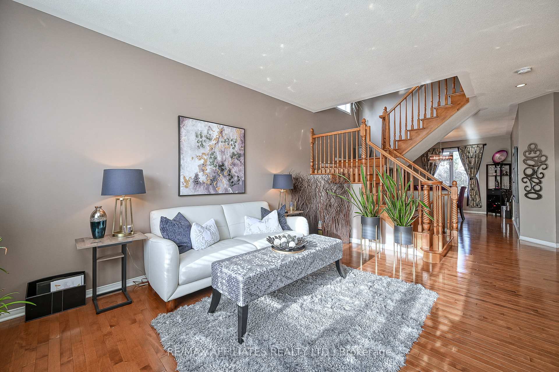 Photo 6 of 673 Aquaview Drive, Ottawa, Avalon East — HOMEH