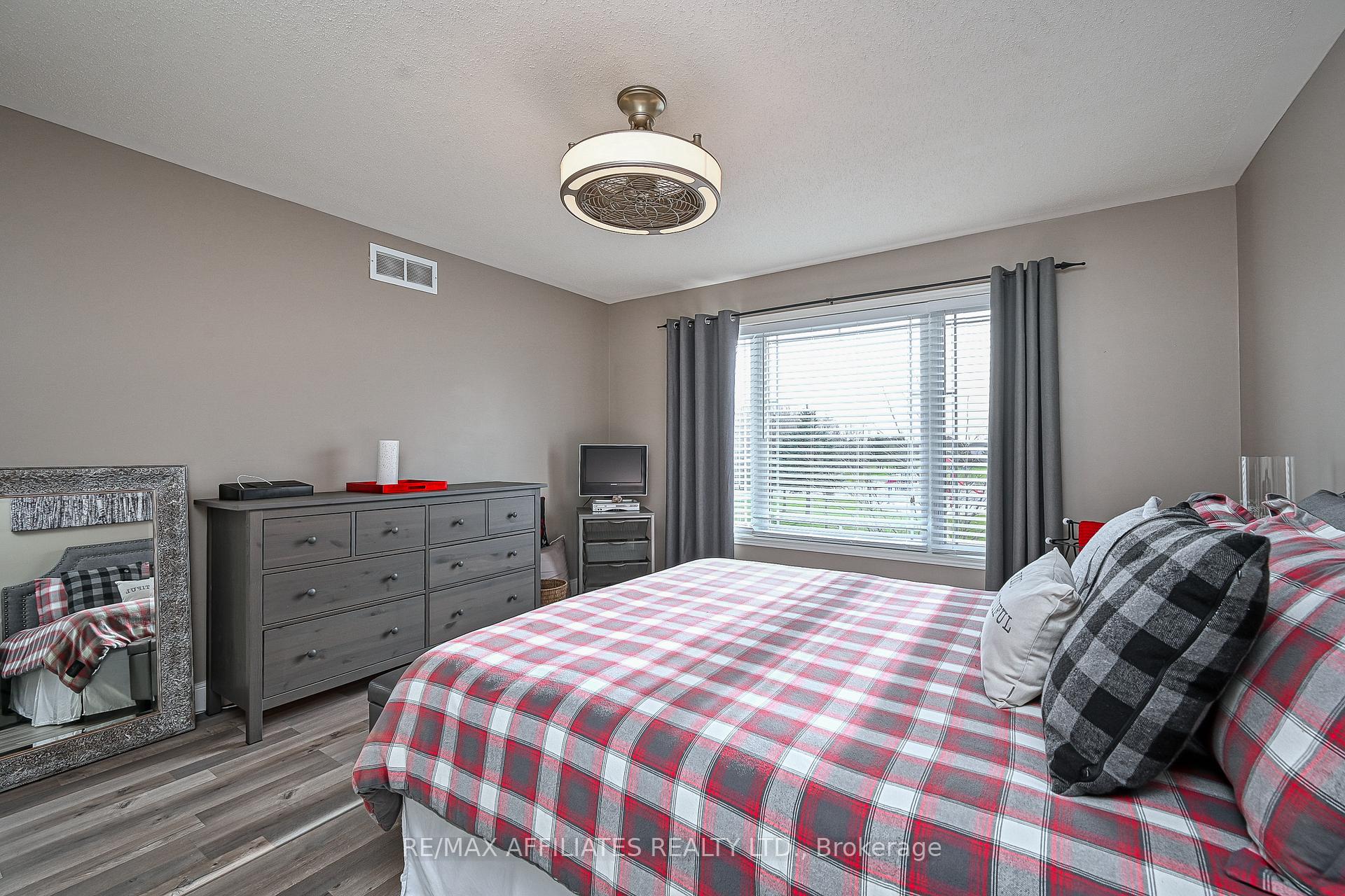 Photo 31 of 673 Aquaview Drive, Ottawa, Avalon East — HOMEH