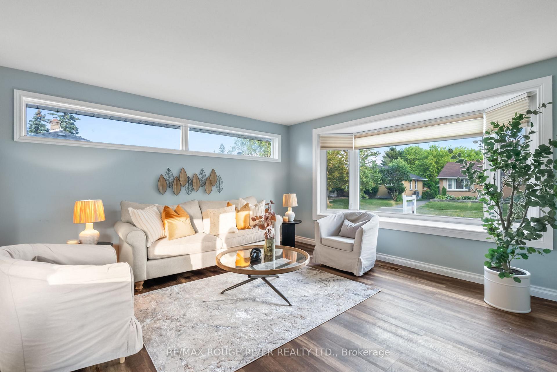 Photo 7 of 3 Forest Road, Ajax, South East — HOMEH