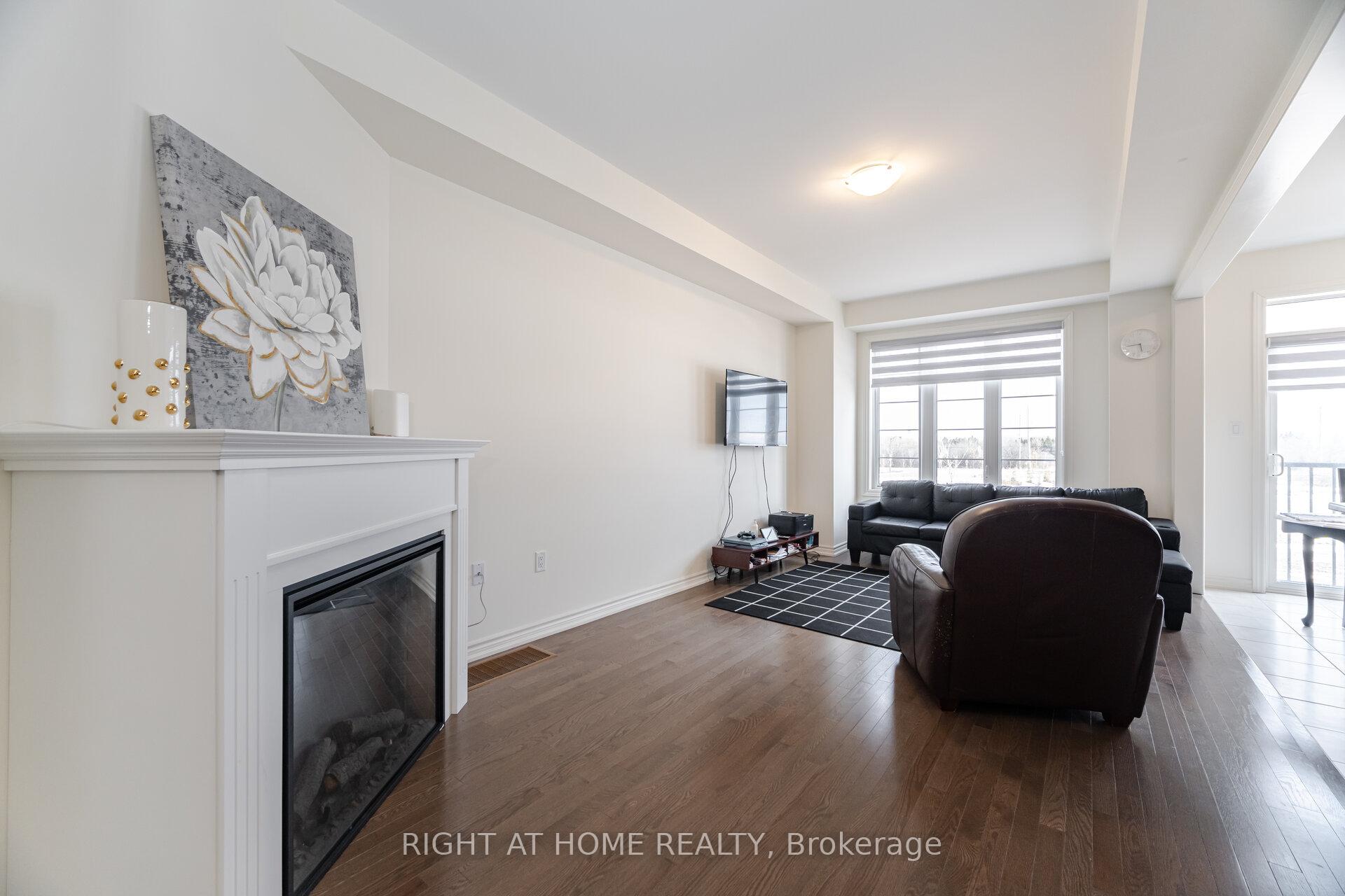 Photo 13 of 1247 Rexton Drive, Oshawa, Kedron — HOMEH