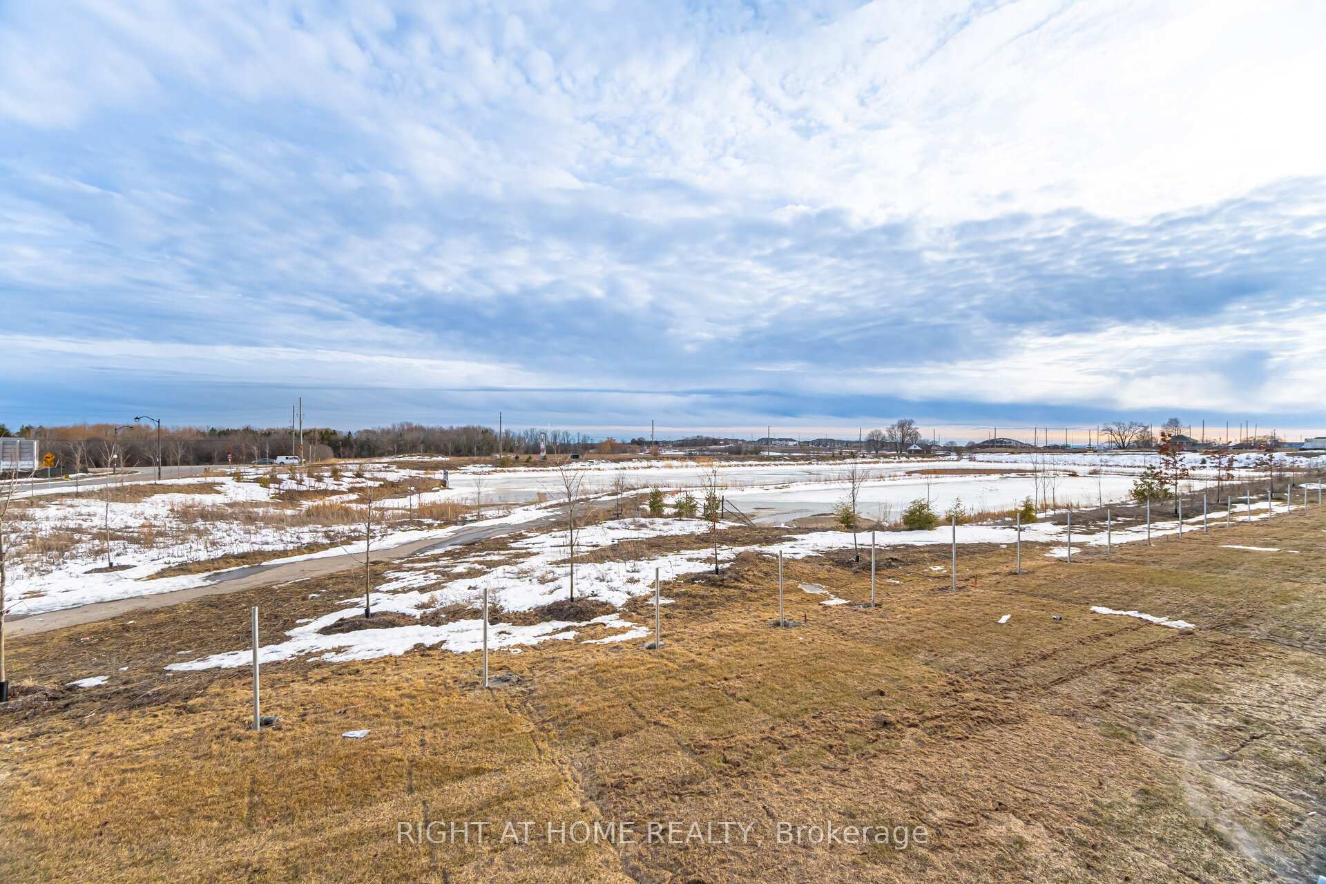 Photo 36 of 1247 Rexton Drive, Oshawa, Kedron — HOMEH