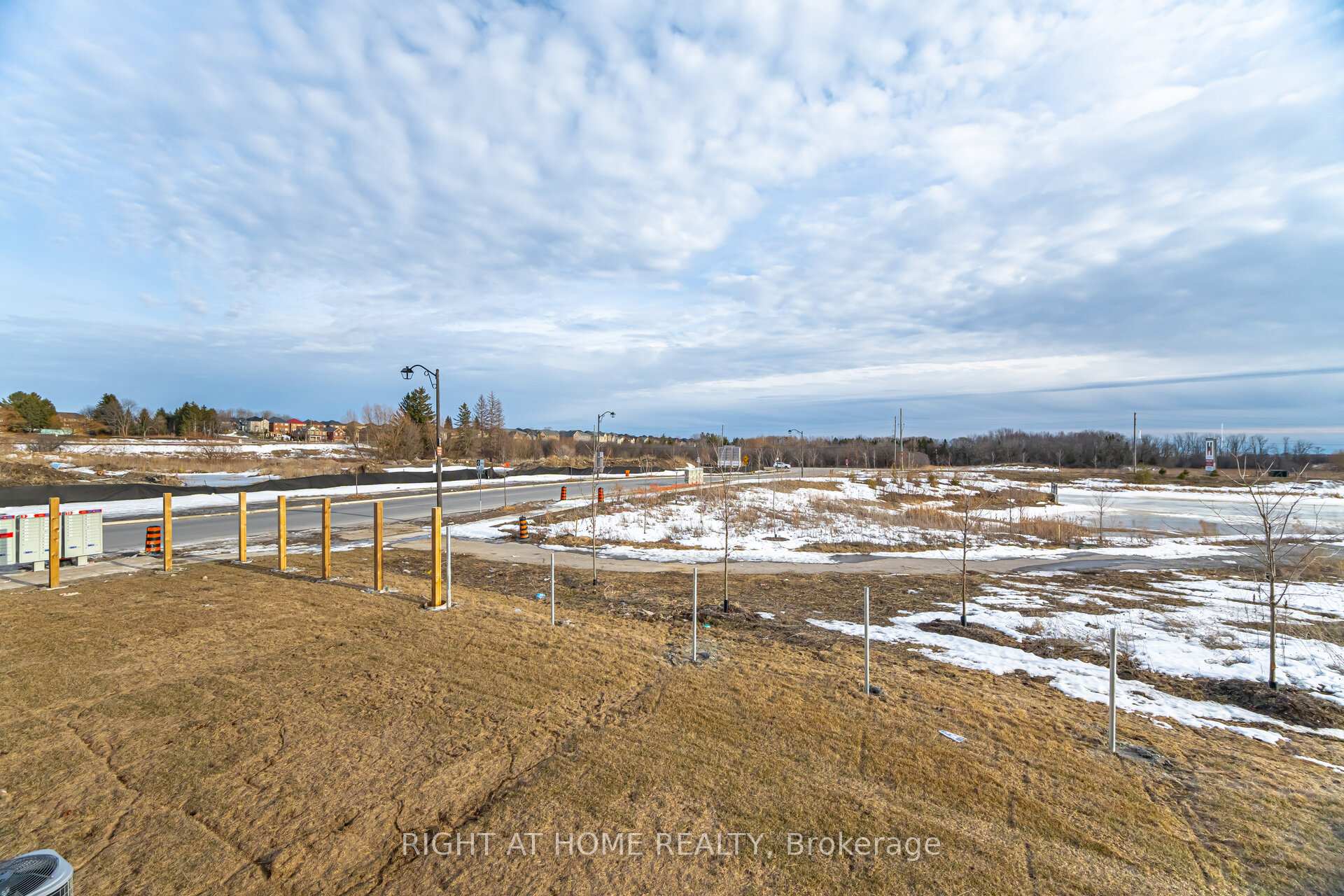 Photo 37 of 1247 Rexton Drive, Oshawa, Kedron — HOMEH