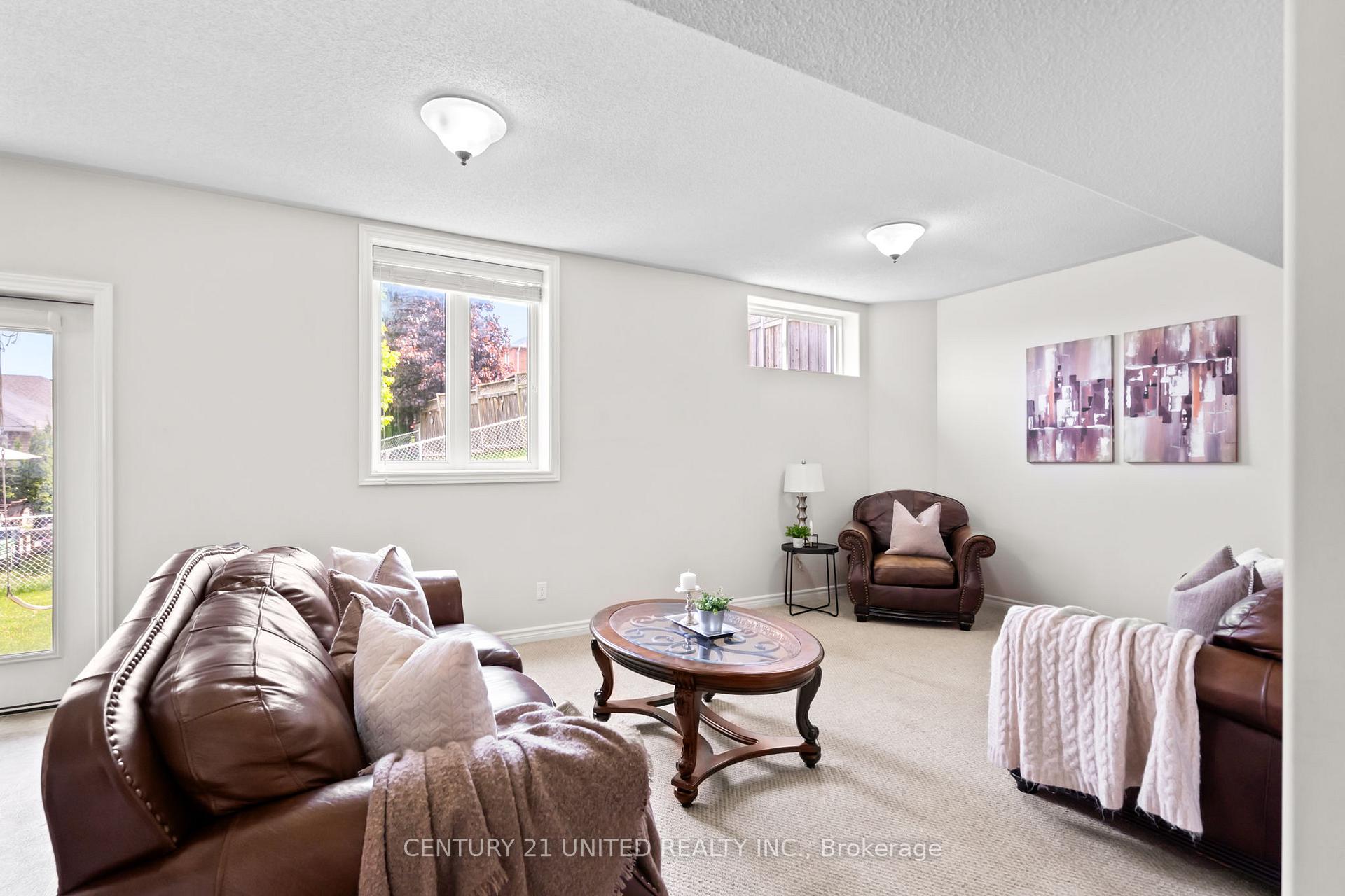 Photo 9 of 2538 Denure Drive, Peterborough, Monaghan Ward 2 — HOMEH