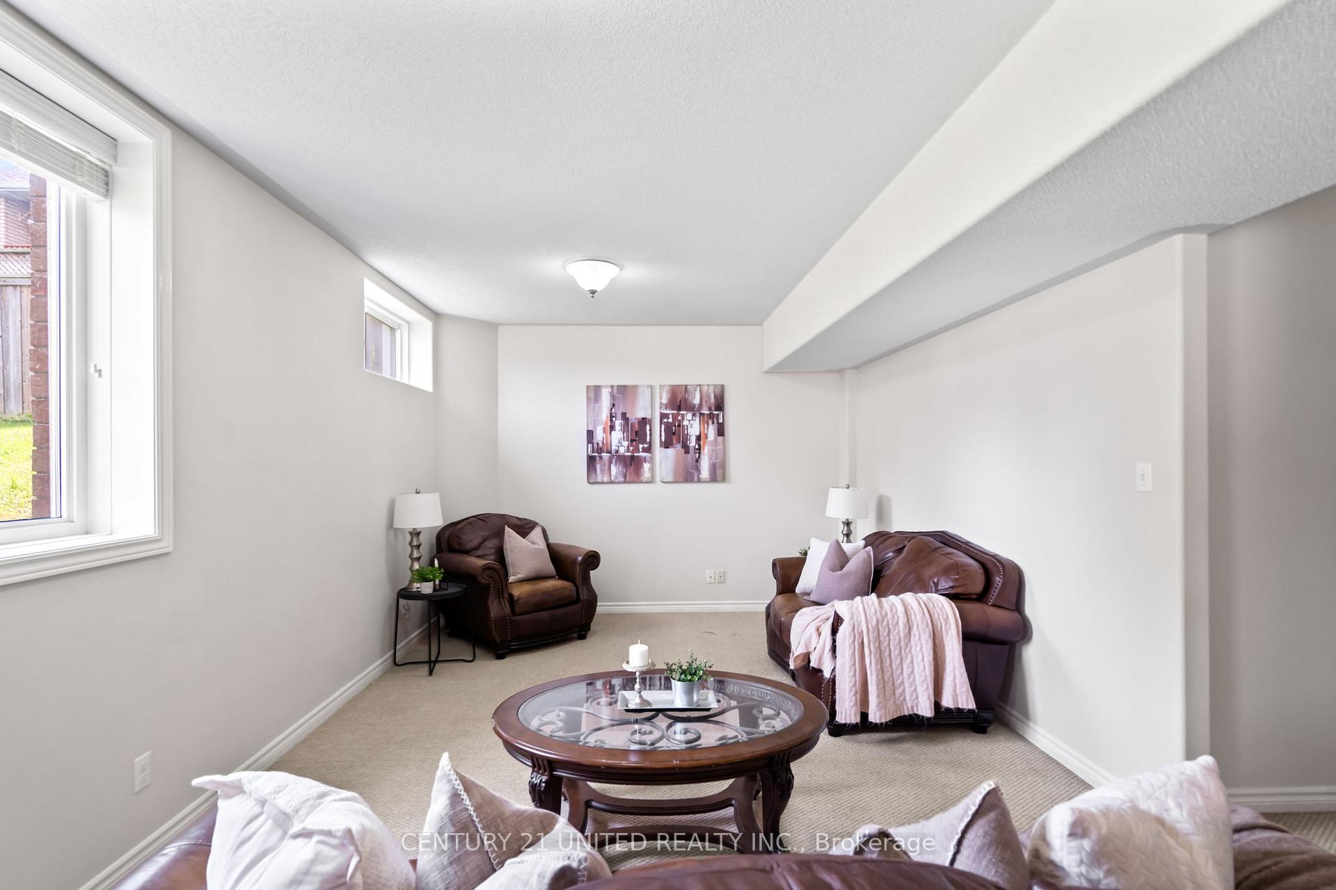 Photo 10 of 2538 Denure Drive, Peterborough, Monaghan Ward 2 — HOMEH