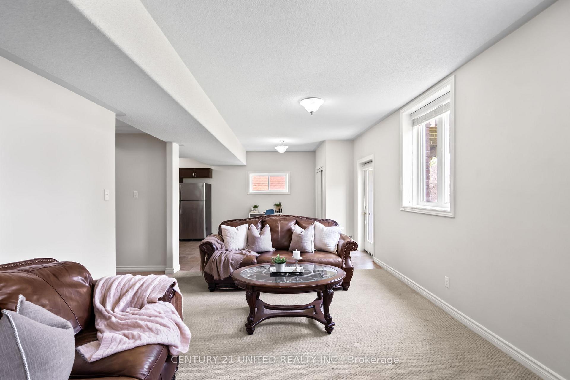 Photo 11 of 2538 Denure Drive, Peterborough, Monaghan Ward 2 — HOMEH