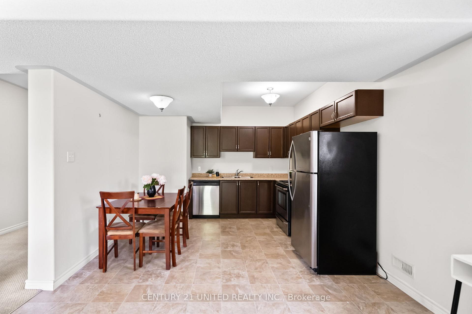 Photo 13 of 2538 Denure Drive, Peterborough, Monaghan Ward 2 — HOMEH