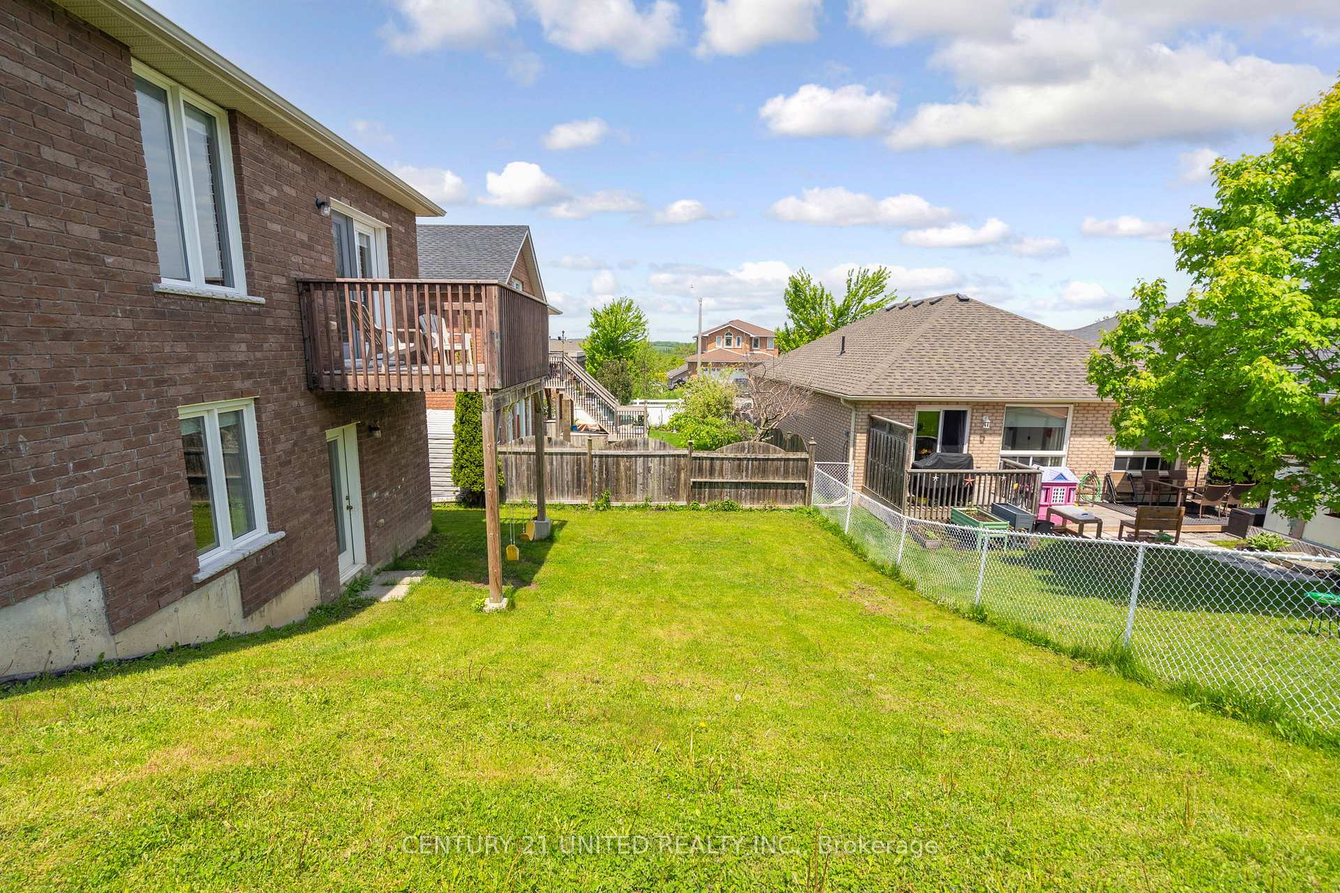 Photo 25 of 2538 Denure Drive, Peterborough, Monaghan Ward 2 — HOMEH
