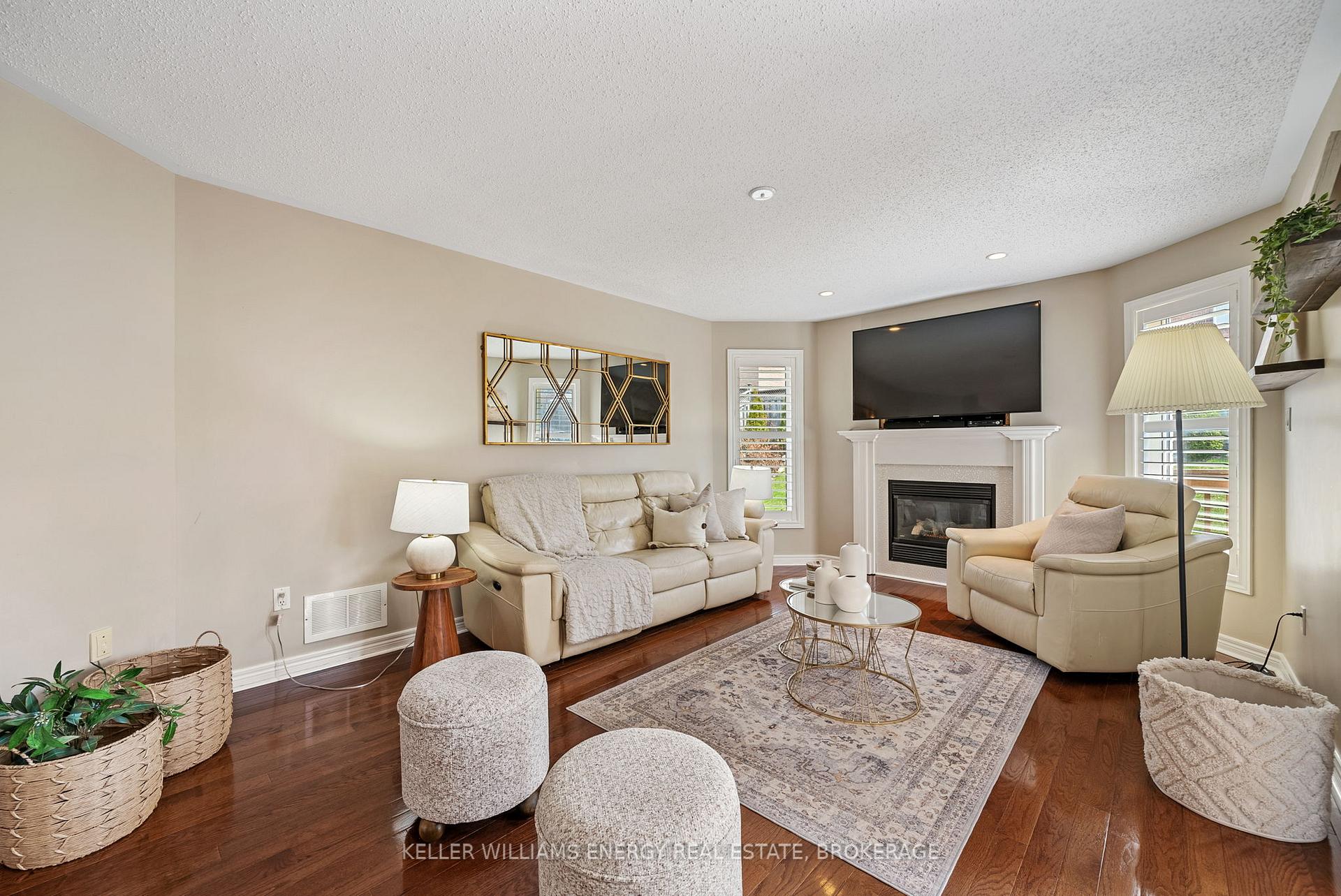 Photo 16 of 159 Goodman Drive, Oshawa, McLaughlin — HOMEH