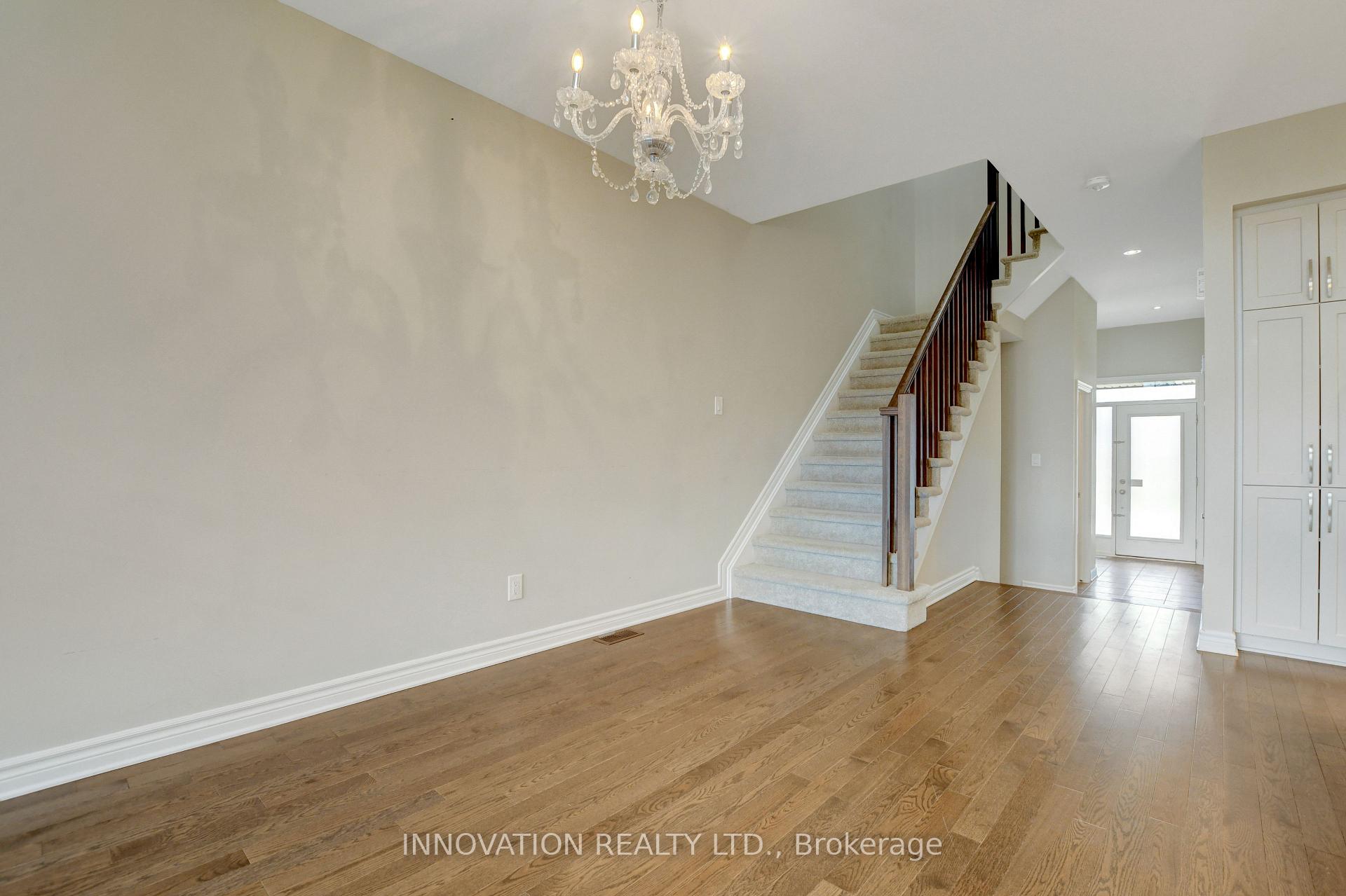 Photo 8 of 470 Markdale Terrace, Ottawa, Riverside South/Gloucester Glen — HOMEH