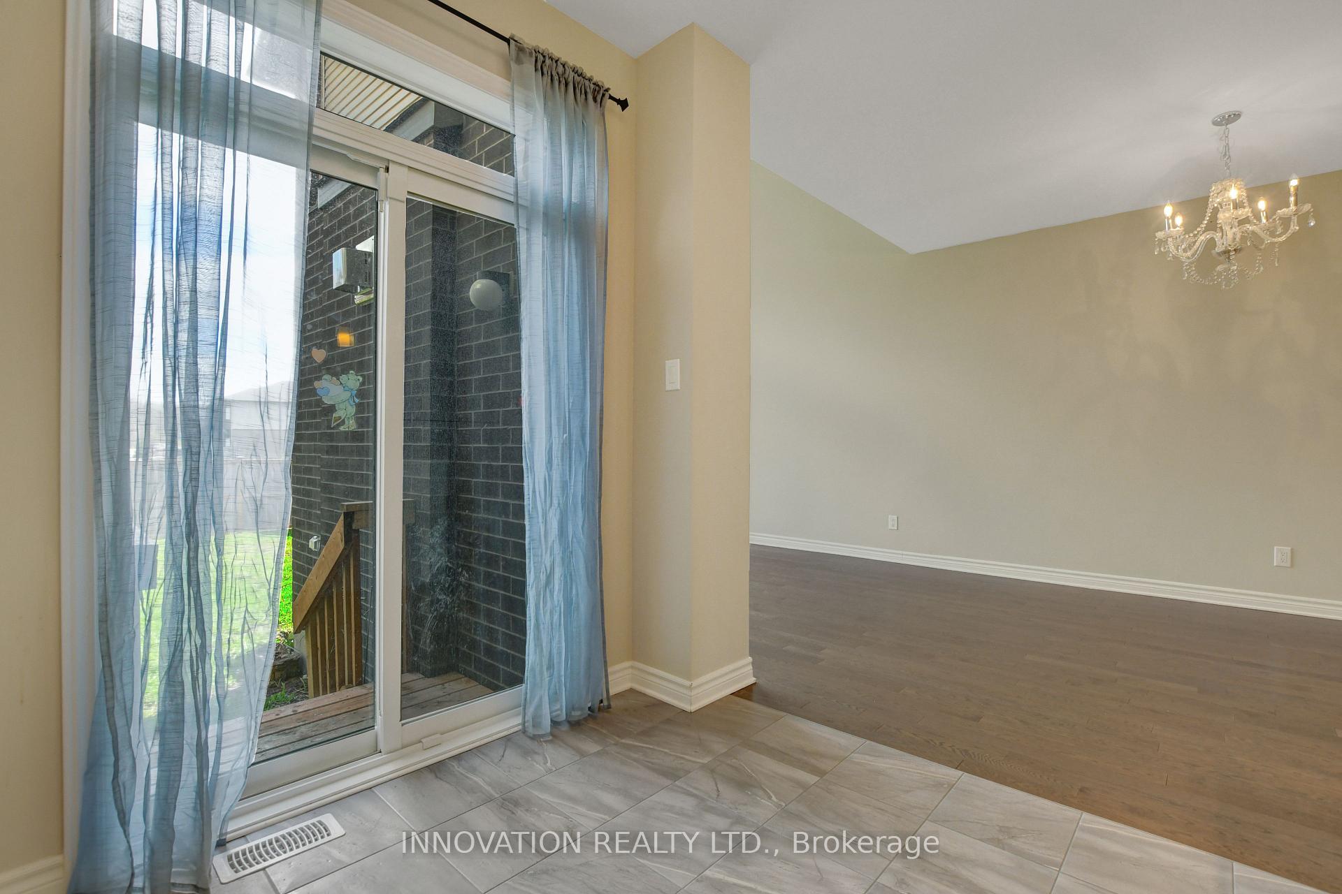 Photo 19 of 470 Markdale Terrace, Ottawa, Riverside South/Gloucester Glen — HOMEH