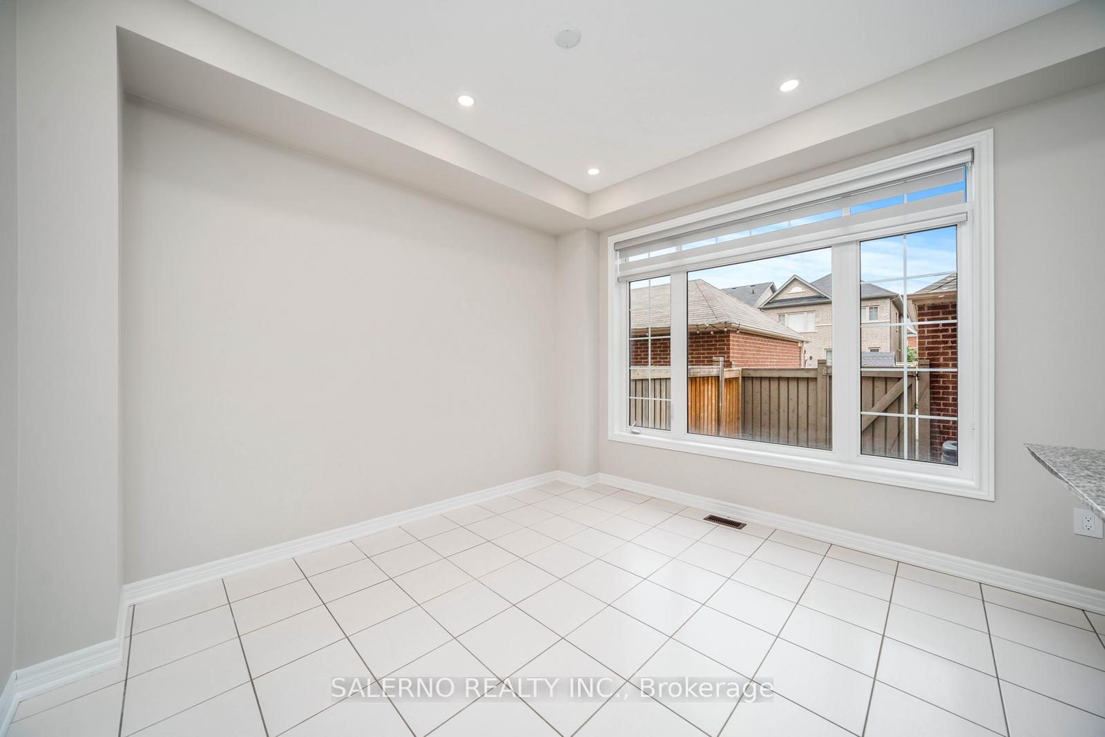 Photo 9 of 103 East's Corners Boulevard, Vaughan, Kleinburg — HOMEH