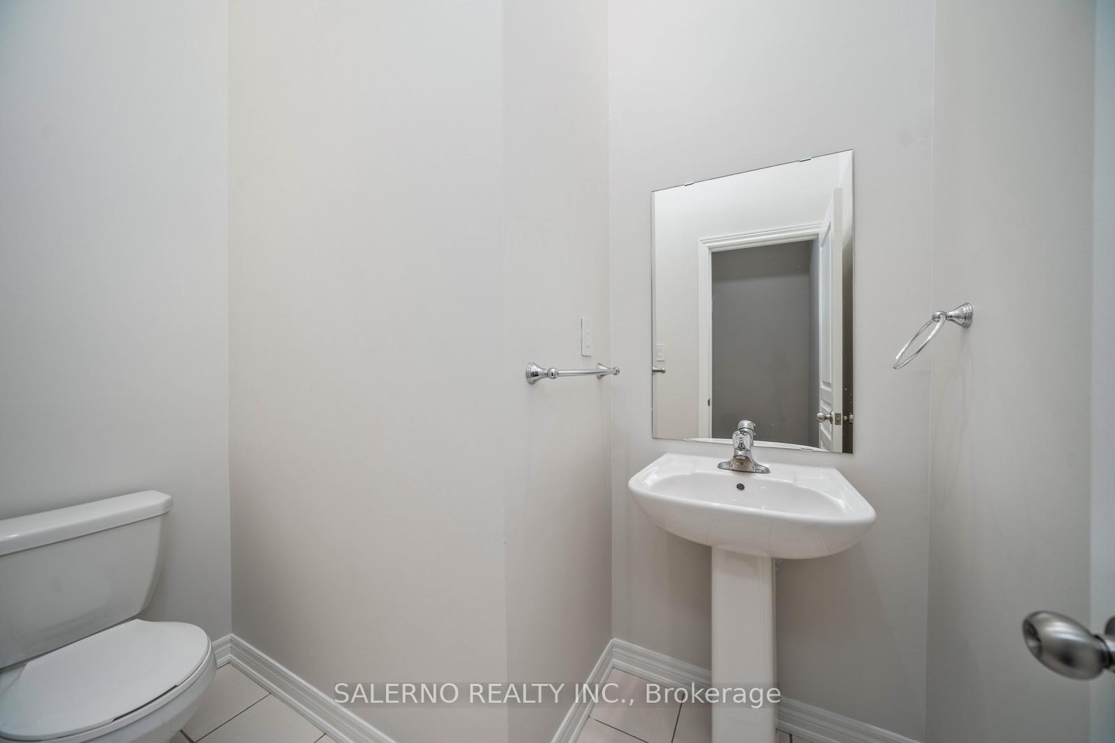 Photo 18 of 103 East's Corners Boulevard, Vaughan, Kleinburg — HOMEH