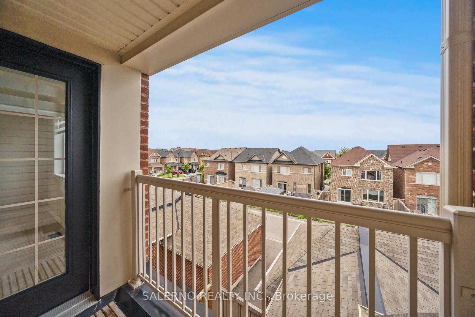 Photo 36 of 103 East's Corners Boulevard, Vaughan, Kleinburg — HOMEH