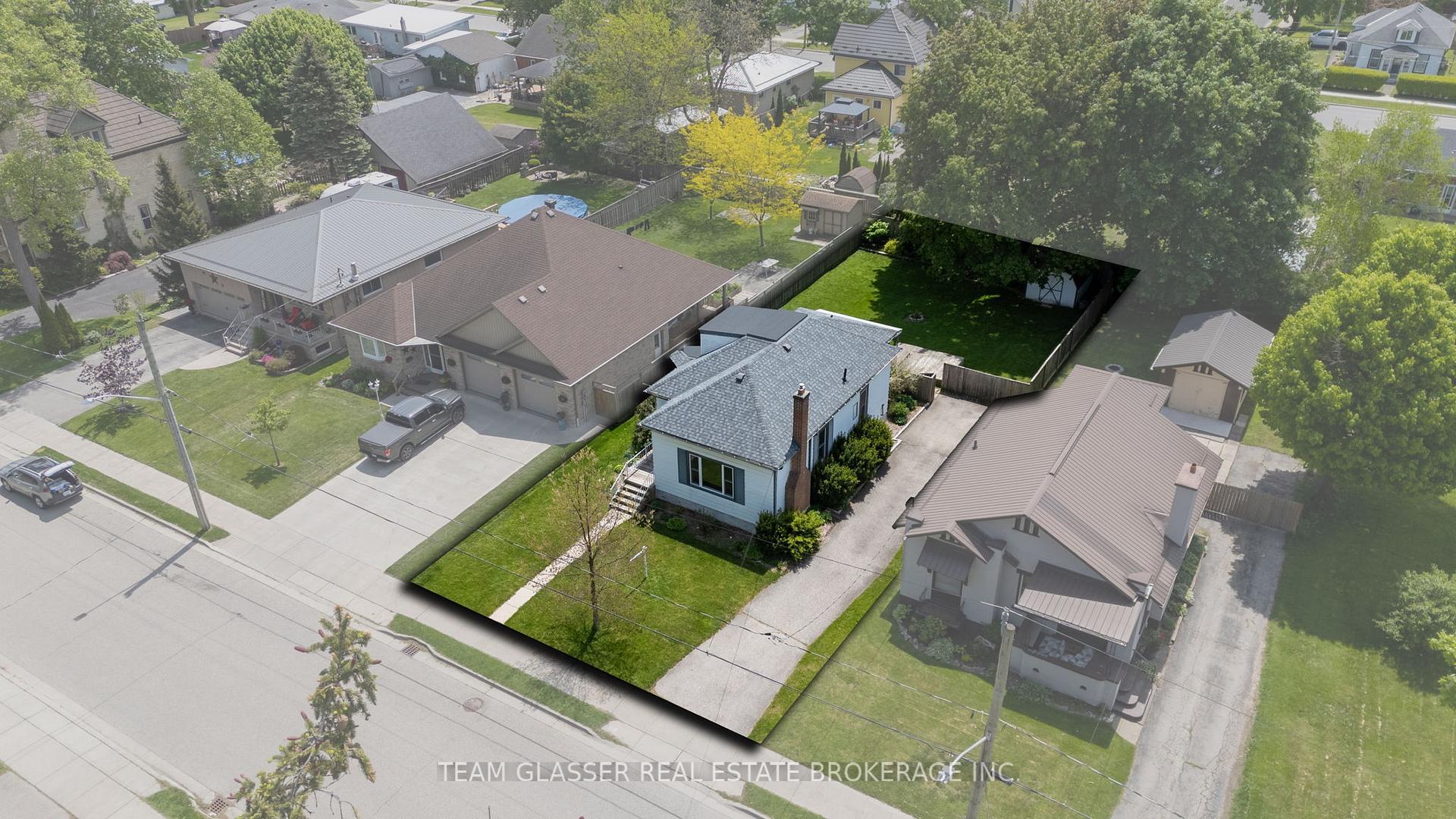 Photo 2 of 30 Harvey Street, Aylmer — HOMEH