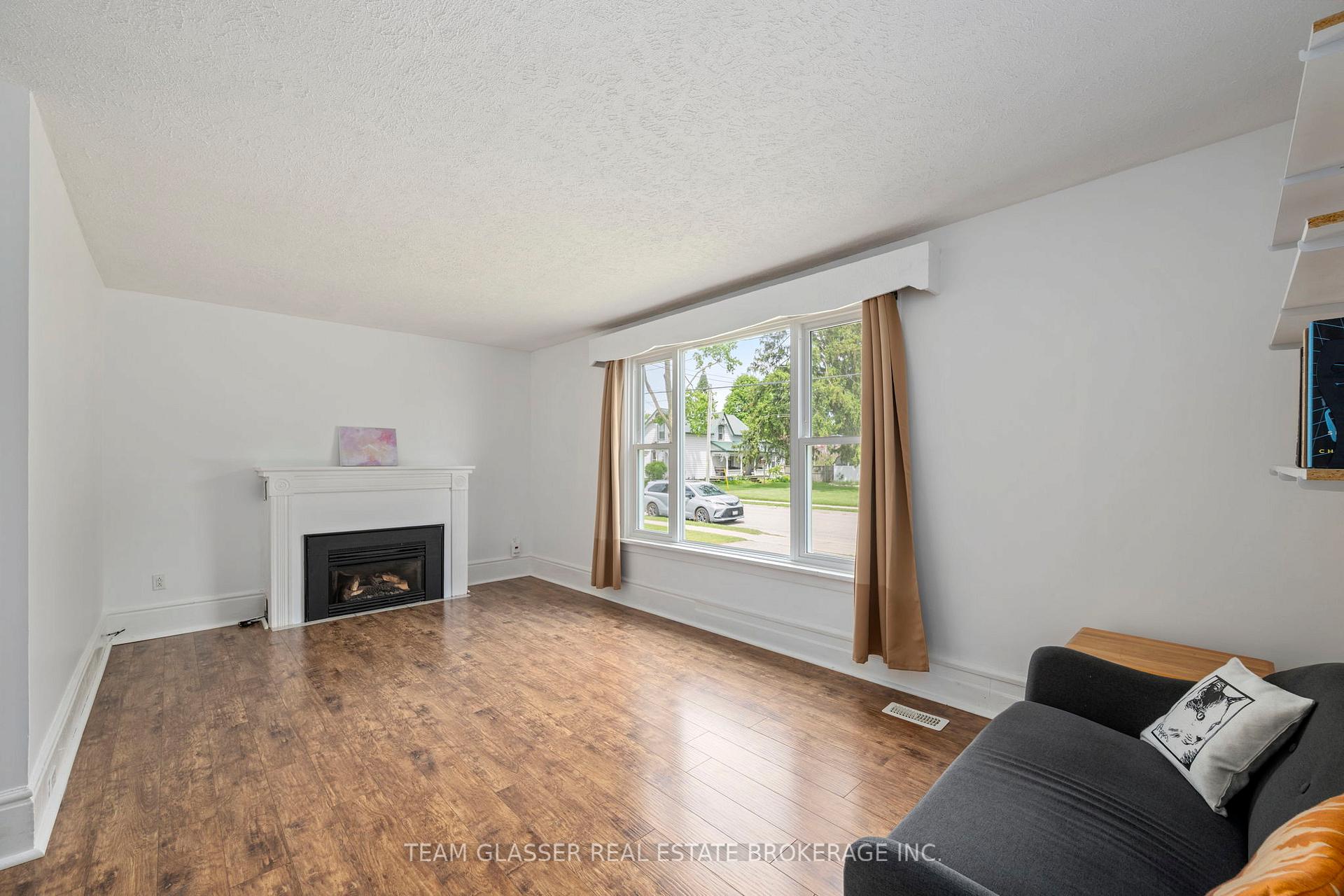 Photo 7 of 30 Harvey Street, Aylmer — HOMEH