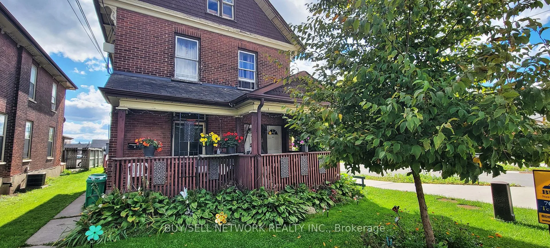 Front of 257 Dalhousie Street