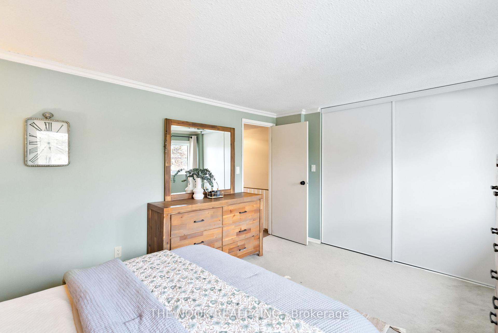 Photo 1 of 528 Lancelot Crescent, Oshawa, Eastdale — HOMEH