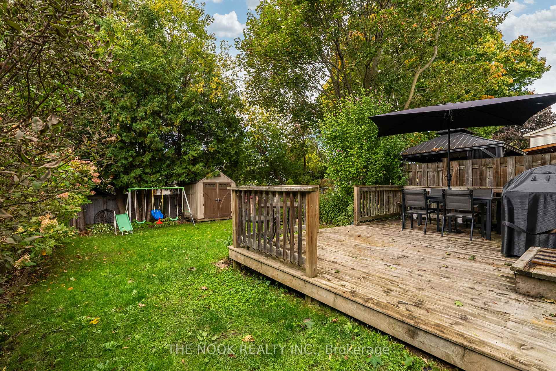 Photo 6 of 528 Lancelot Crescent, Oshawa, Eastdale — HOMEH