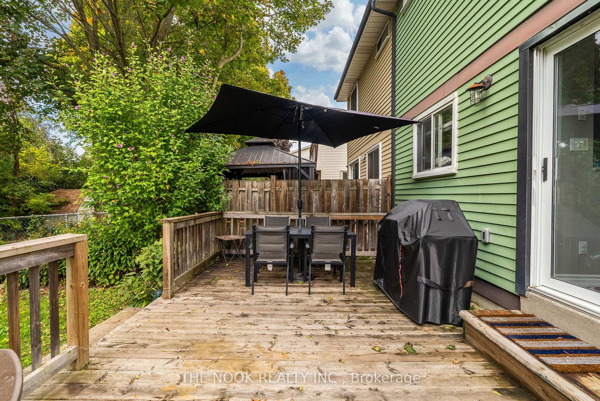 Photo 8 of 528 Lancelot Crescent, Oshawa, Eastdale — HOMEH