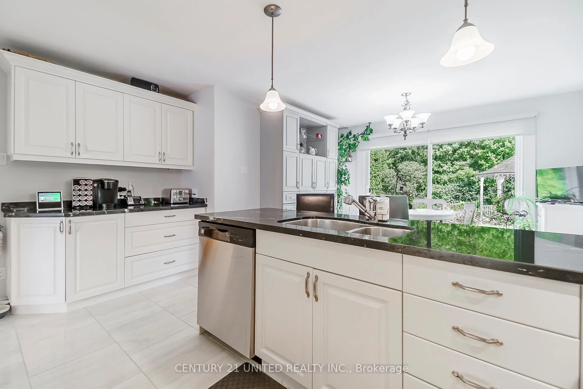 Photo 14 of 1656 Champlain Drive, Peterborough, Northcrest Ward 5 — HOMEH