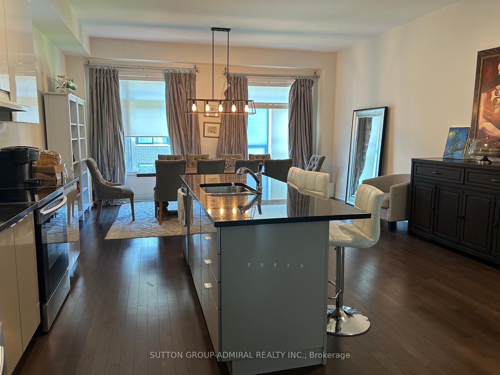 Photo 2 of 106 Laskin Drive, Vaughan, Patterson — HOMEH