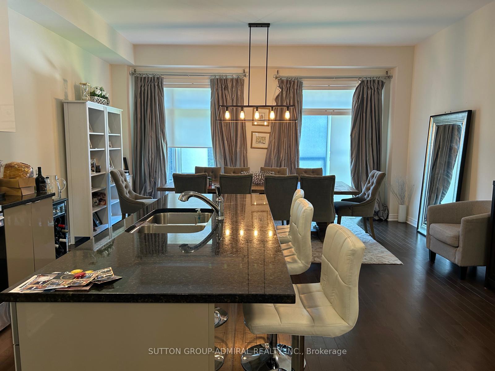 Photo 3 of 106 Laskin Drive, Vaughan, Patterson — HOMEH